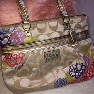 *SOLD!* Coach Poppy Purse NWOT